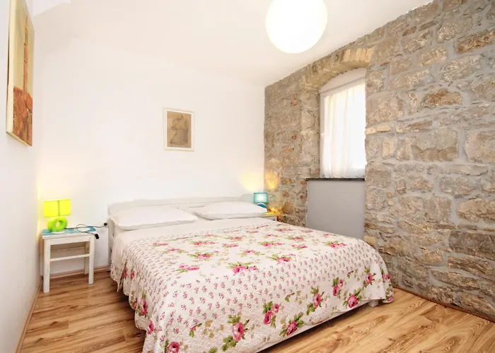 With Wifi - 9252 3* Split